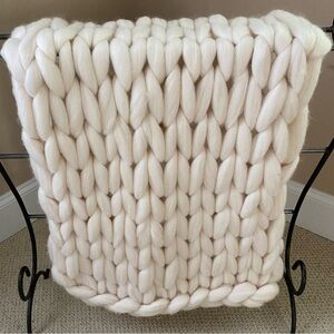 Hand crafted knotted throw single person